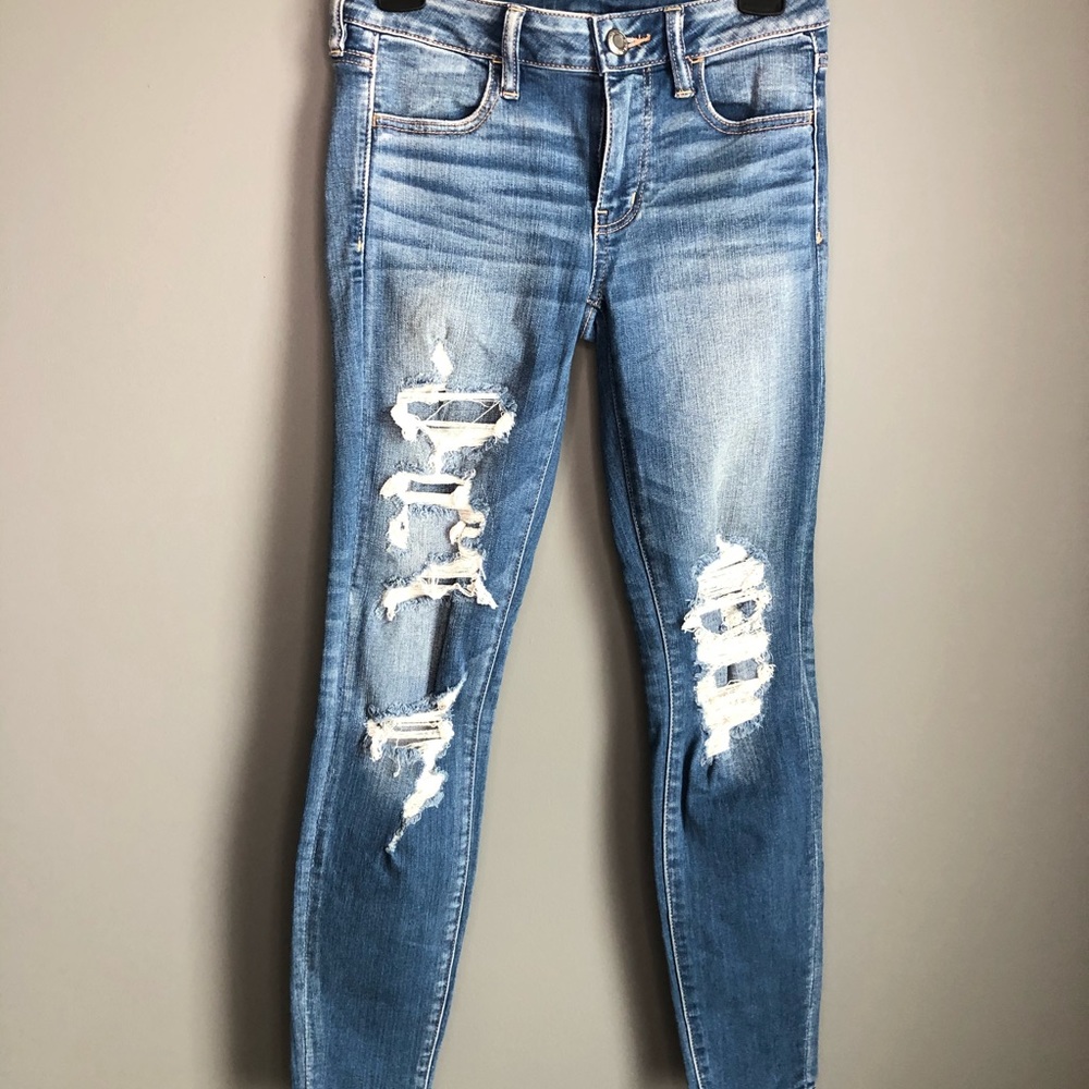 american eagle ripped jeans
